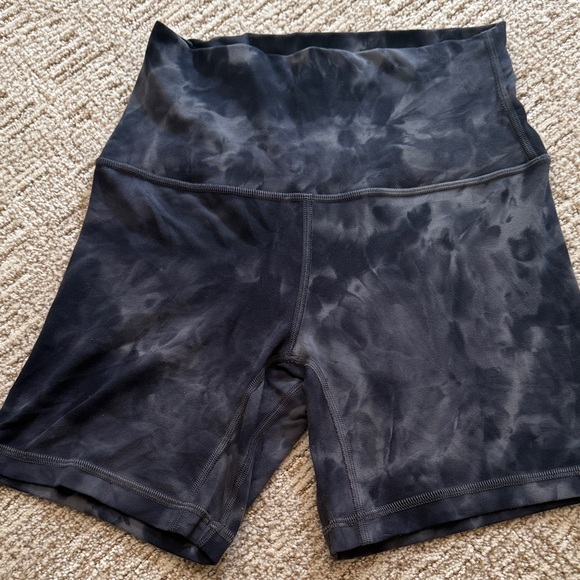 lululemon athletica Pants - Lululemon align biker Tie-Dye Shorts sz 4